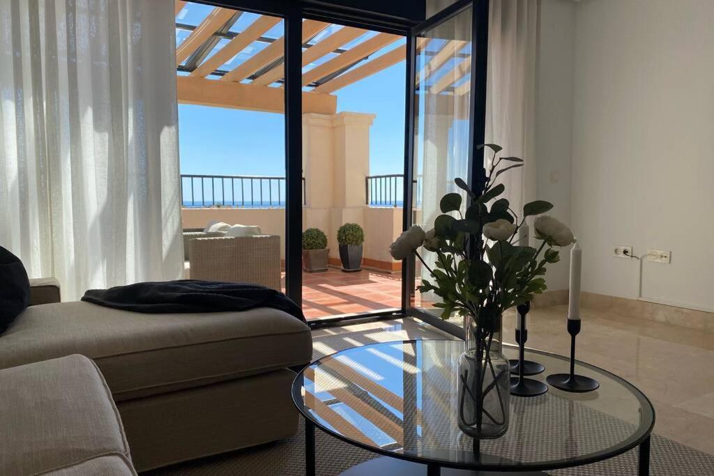 Penthouse With Sea Views In Marbella Lägenhet Exteriör bild