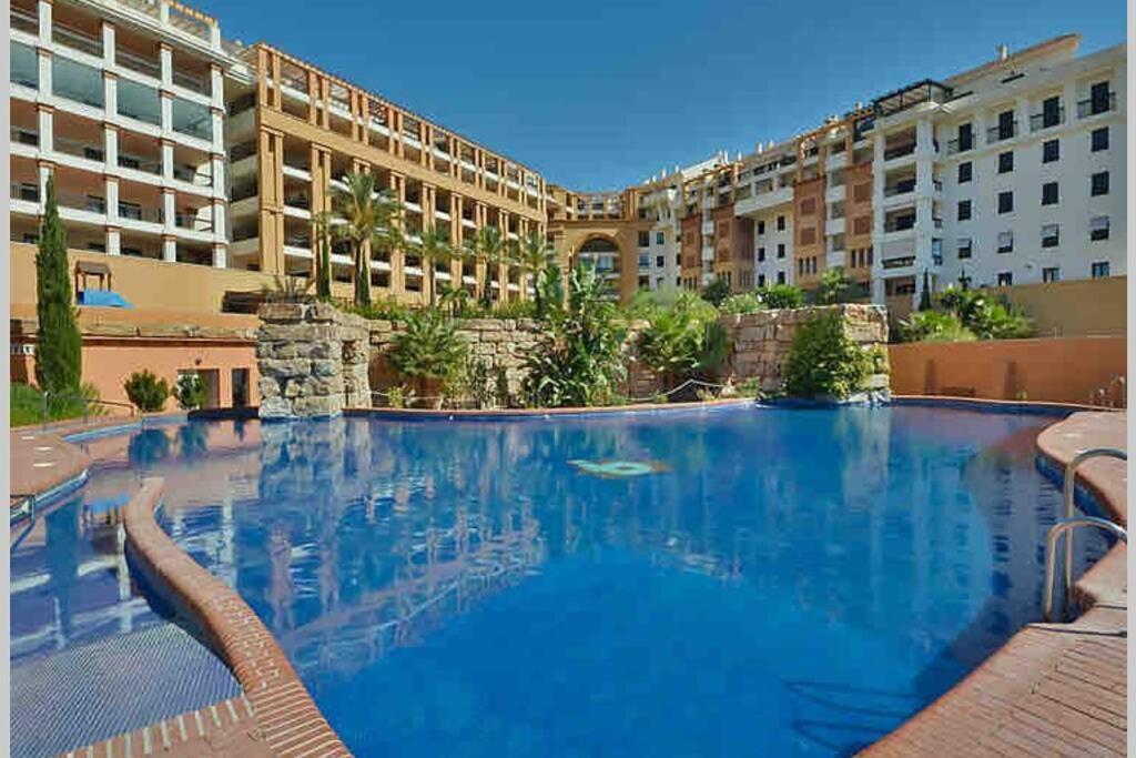 Penthouse With Sea Views In Marbella Lägenhet Exteriör bild